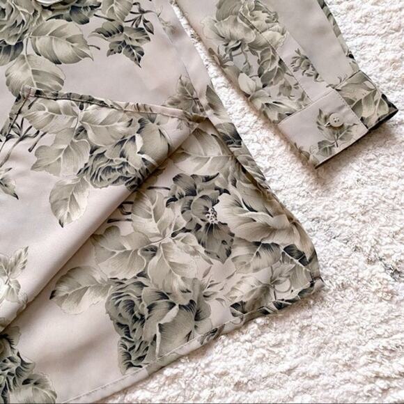 Josephine Chaus Semi-Sheer Floral Print Blouse Size 6 - Picture 9 of 11